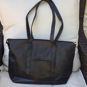 Le Donne Black Leather 🖤 Classic Pocket Tote Bag